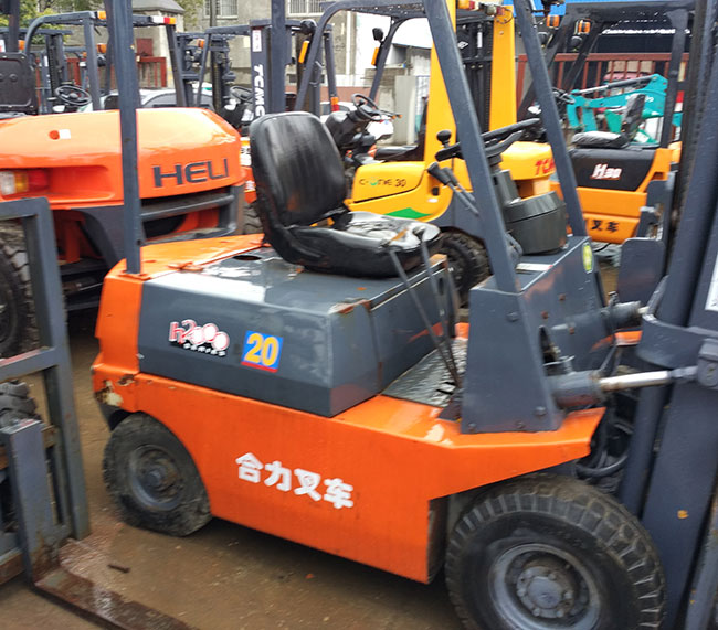 合力叉车20